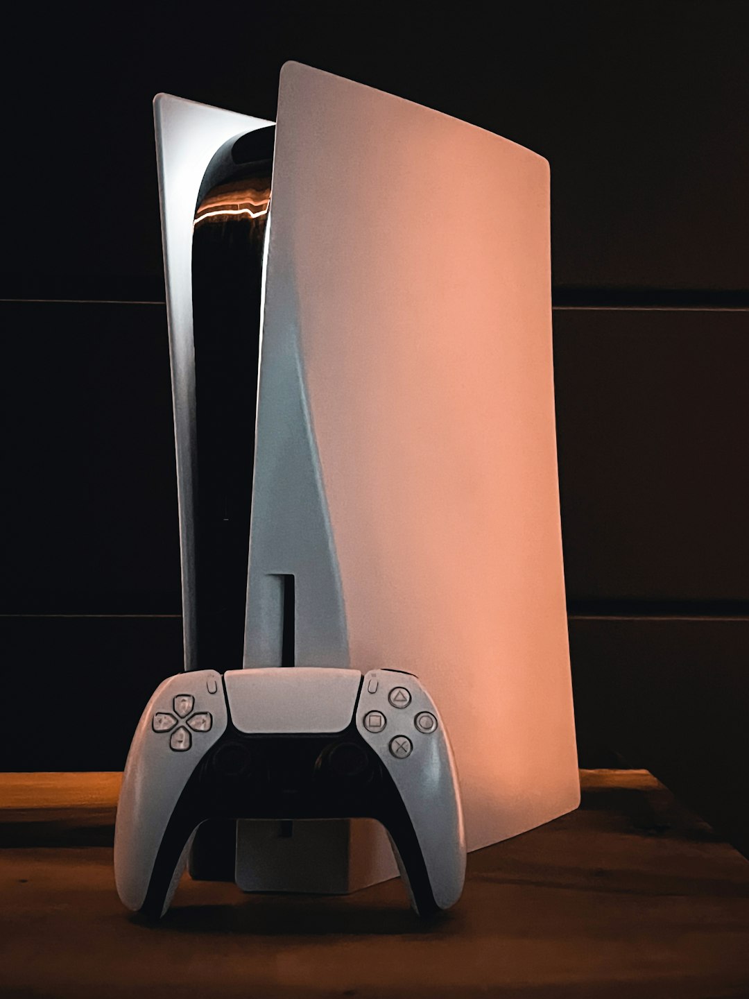 a-nintendo-wii-game-system-sitting-on-top-of-a-table-tlzsp6olnyo